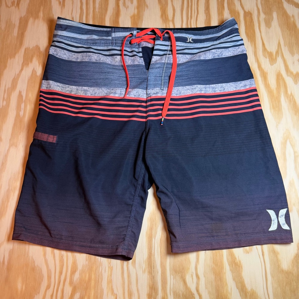 Y2K Hurley Phantom Mens Board Shorts Size 32 Navy Blue Striped Swim Trunks